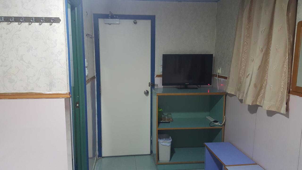 Wing Wah Hostel Kowloon (Hong Kong) Exterior foto